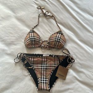 Never worn Burberry Bikini Size Medium